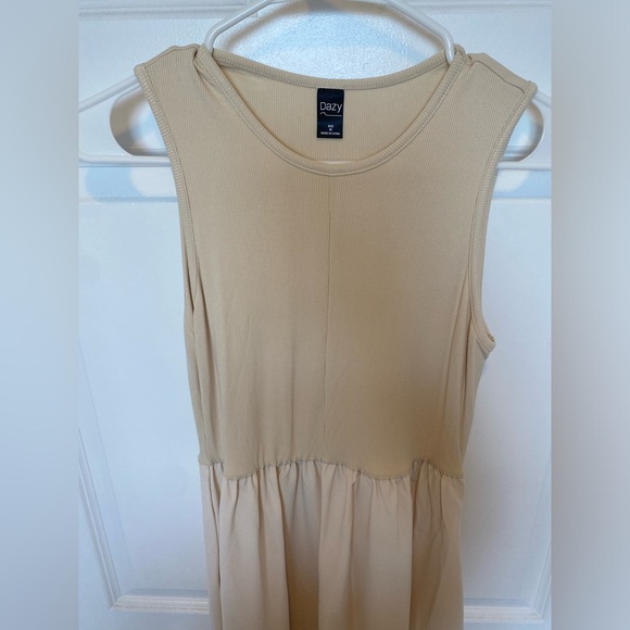 Beige ribbed,‎ a-line dress size medium - Picture 4 of 5